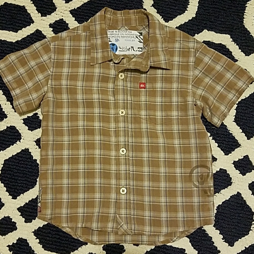 Quiksilver button down shirt
